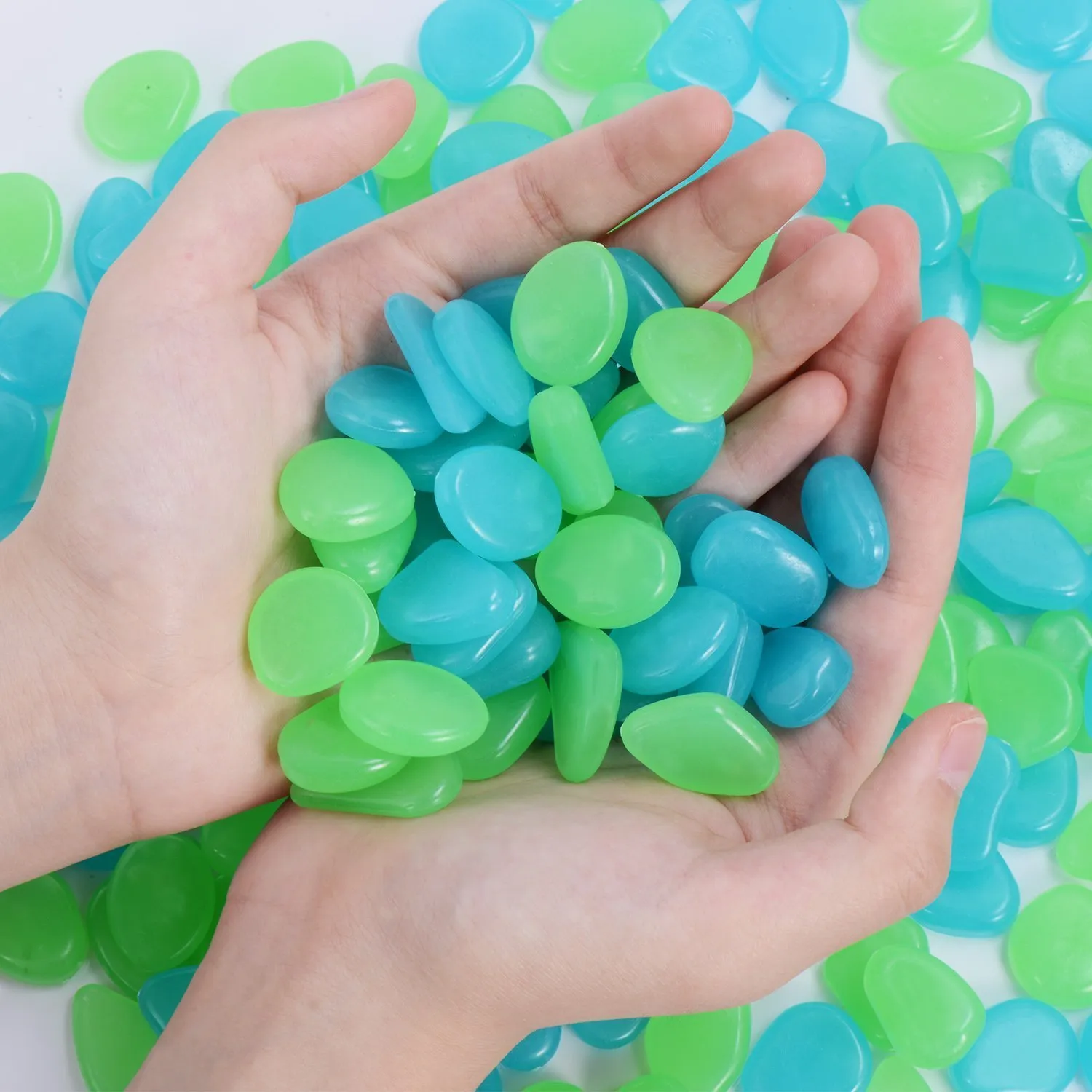 340pcs Glow in The Dark Garden Pebbles, Gardening Luminous Glow Stones Outdoor Decor Glowing Water Fish Tank Gravel (Blue Green)