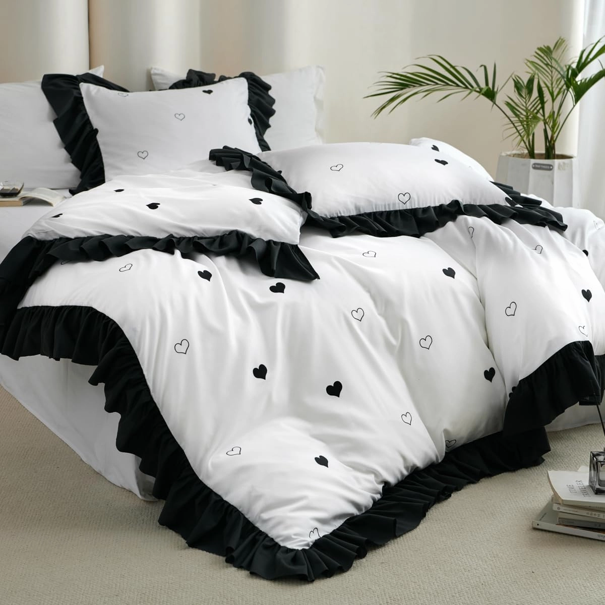 Black and White Duvet Cover Set Full Kids Love Heart Duvet Cover Princess Ruffle Comforter Cover Teens Girls Lovely Heart-Shaped Bedding Soft Brushed Microfiber Wide Ruffled 80x90 Duvet Cover