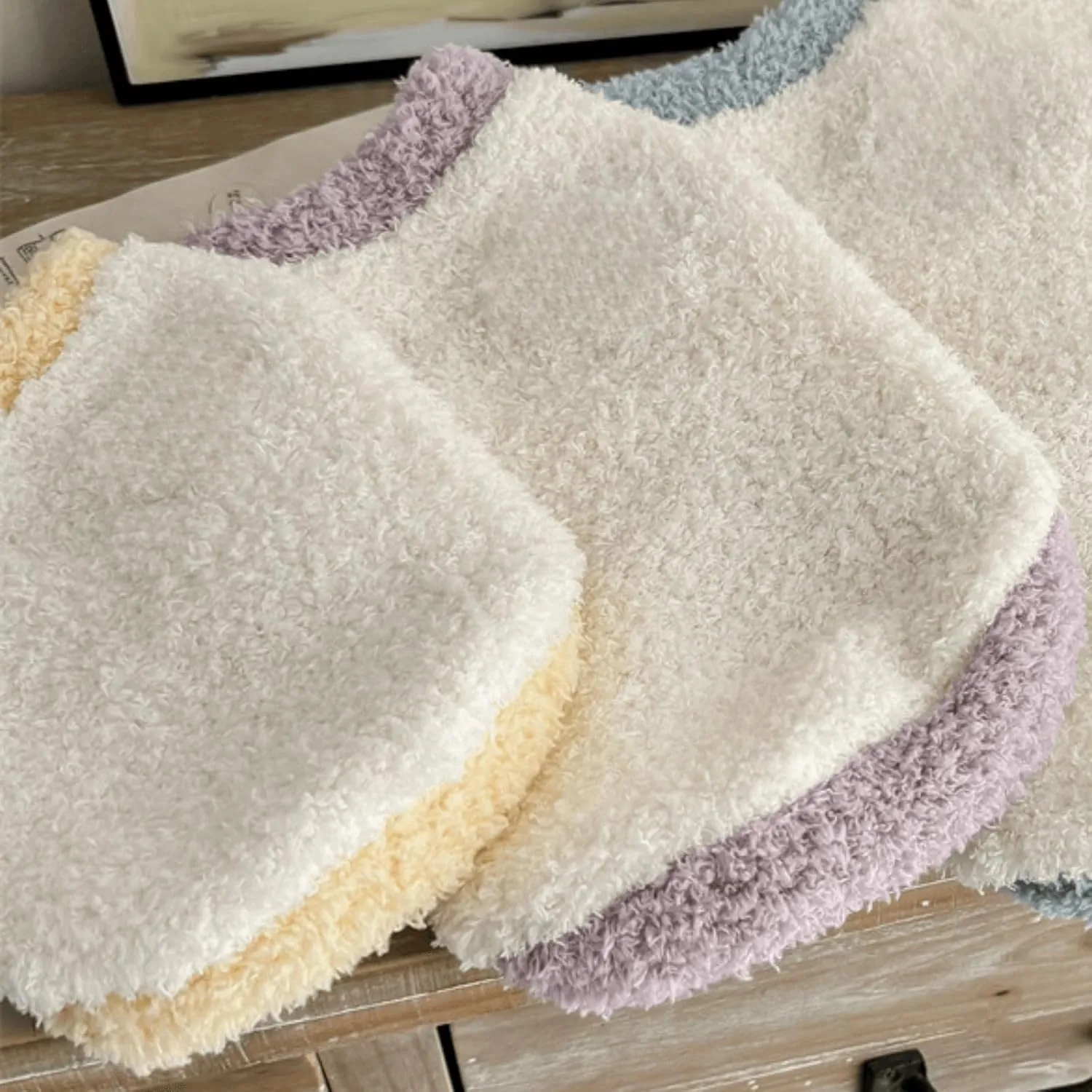 Cute Cat Sweaters Warm Cotton Plush Dog Apparel & Accessories Sleeveless White Kitten Sweaters for Indoor Cats and Small Dogs with Pet Laundry Bag (Purple,M (5.5-8.8lbs))