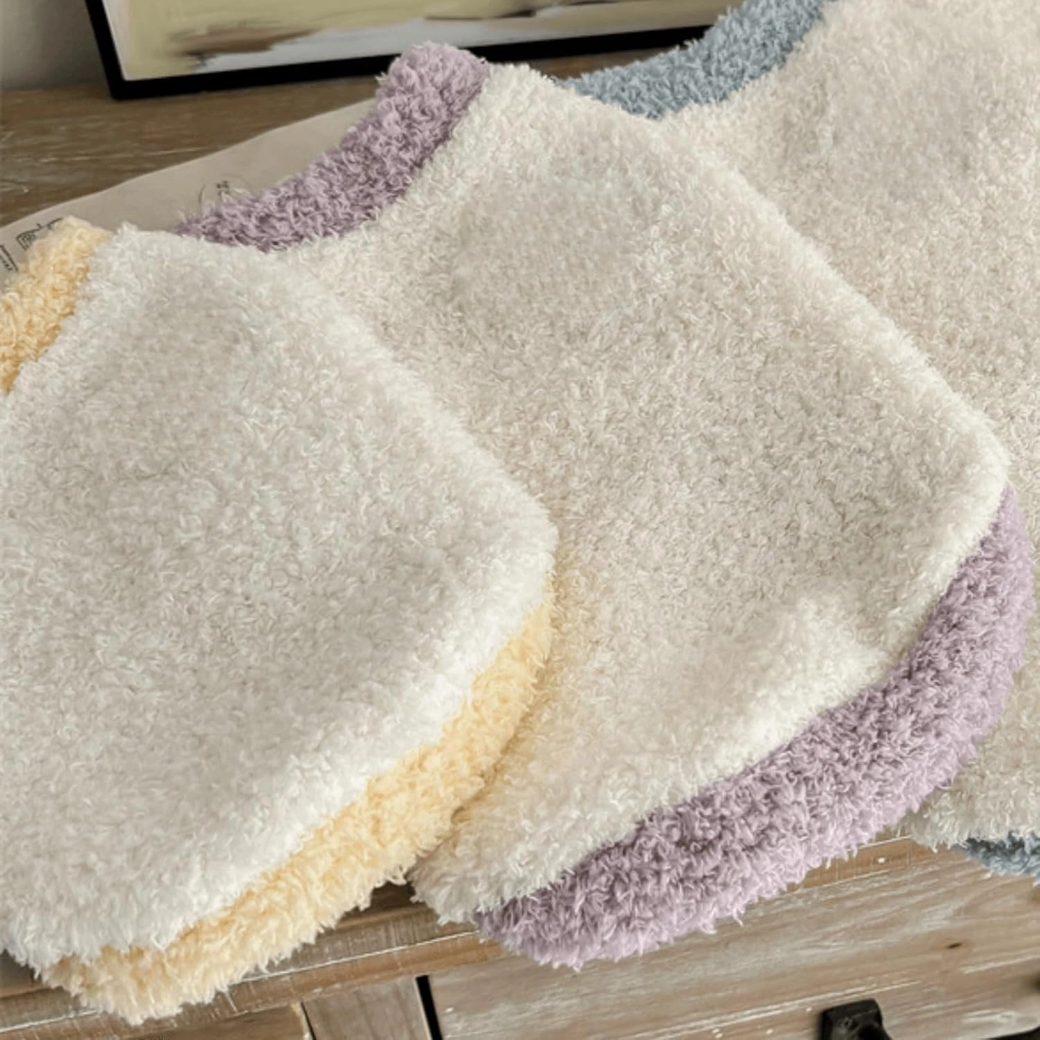Cute Cat Sweaters Warm Cotton Plush Dog Apparel & Accessories Sleeveless White Kitten Sweaters for Indoor Cats and Small Dogs with Pet Laundry Bag (Yellow,M (5.5-8.8lbs))