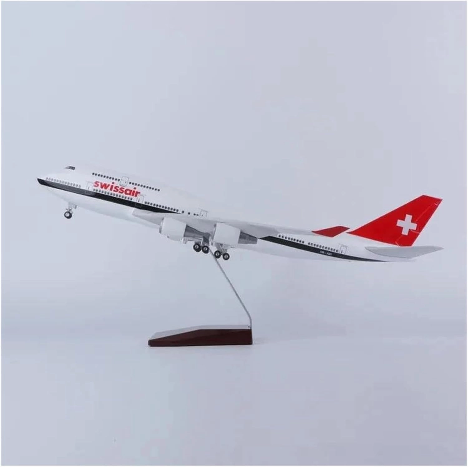 Diecast Aircraft Model 1/150 Scale Airplane Model for B747 Swissair Model Aircraft Resin Airplane Airbus Classic Model for Collection for Aviation Enthusiasts(with Light)