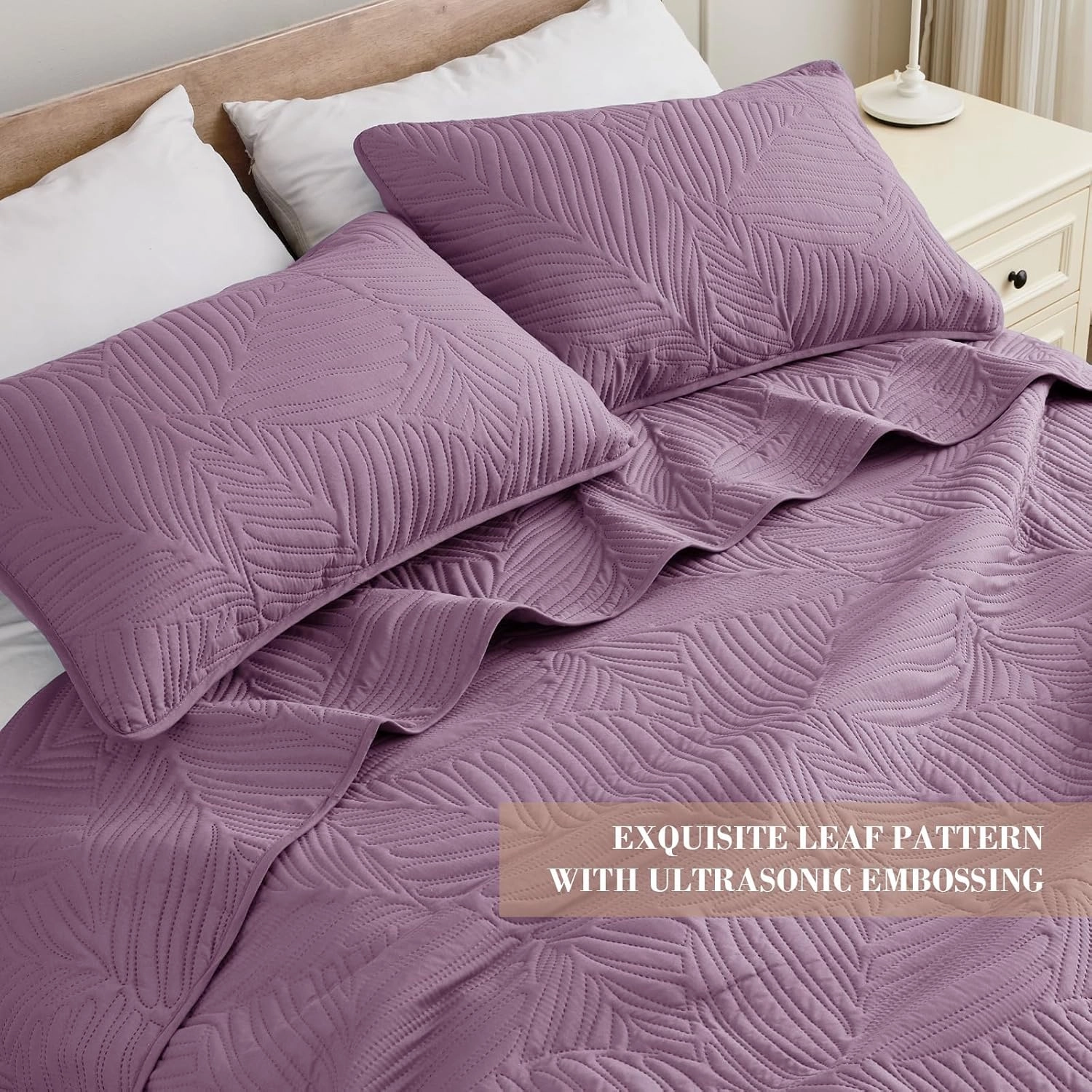 Exclusivo Mezcla Queen Quilt Bedding Set, Lightweight Dusty Lavender Quilts Queen Full Size for All Seasons, Soft Microfiber Bedspreads Coverlets Bed Cover with Leaf Pattern, 3 Piece
