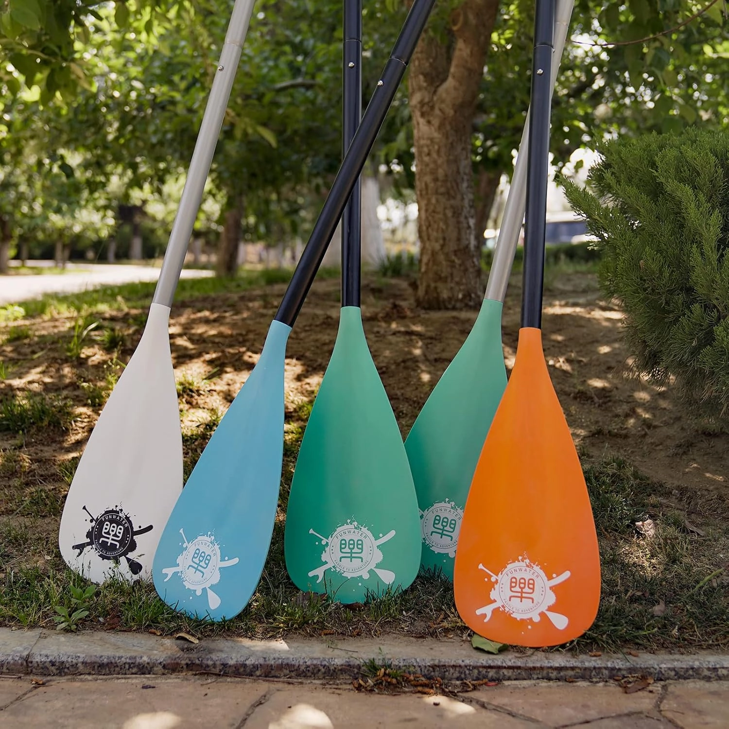 FunWater SUP Paddles - Adjustable Stand Up Paddle 3 Piece Floating Alloy Portable Paddle Board Paddles - Lightweight & Floating oars - Durable and Packable - Efficient Padding