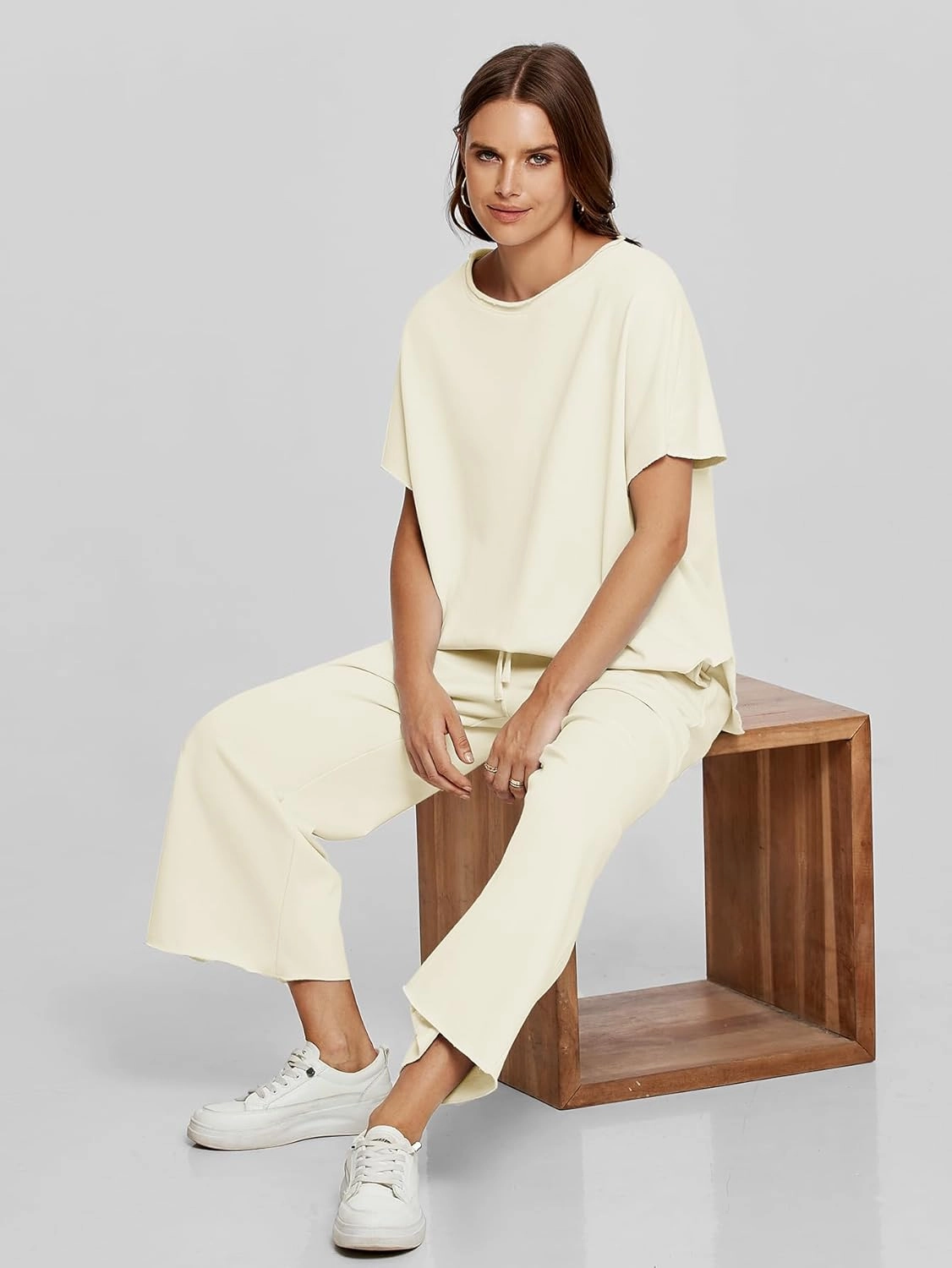 Glamaker Women's Two Piece Travel Lounge Outfits Matching Sets Crew Neck Pullover Tops Wide Leg Pants Airplane Outfits