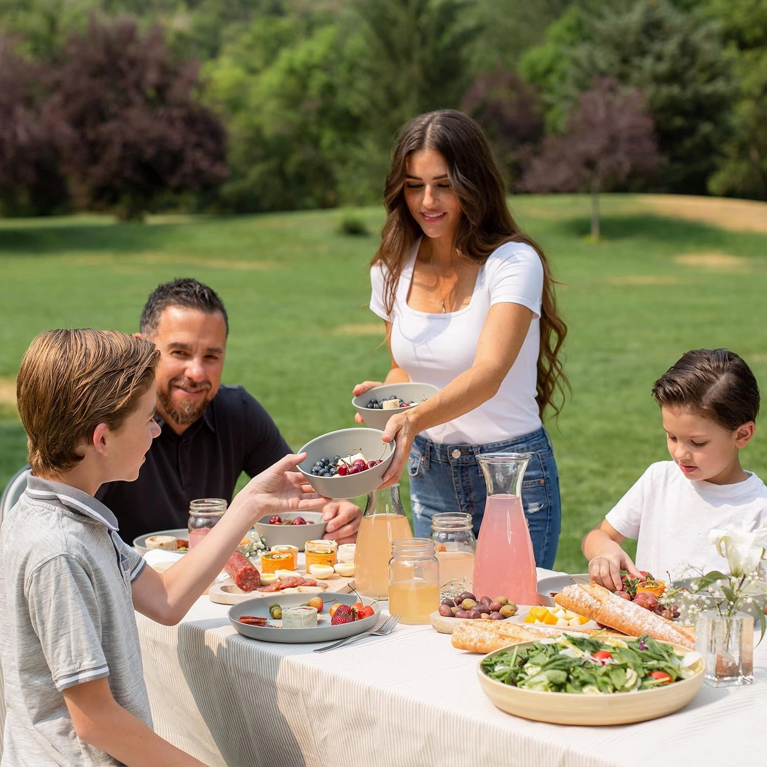 Grow Forward Premium Wheat Straw Plates and Bowls Sets - 8-Piece Wheat Straw Dinnerware Sets - Unbreakable & Reusable Microwave Safe Plastic Dinner Plates for Outdoors, RV, Camping Dishes - Feather