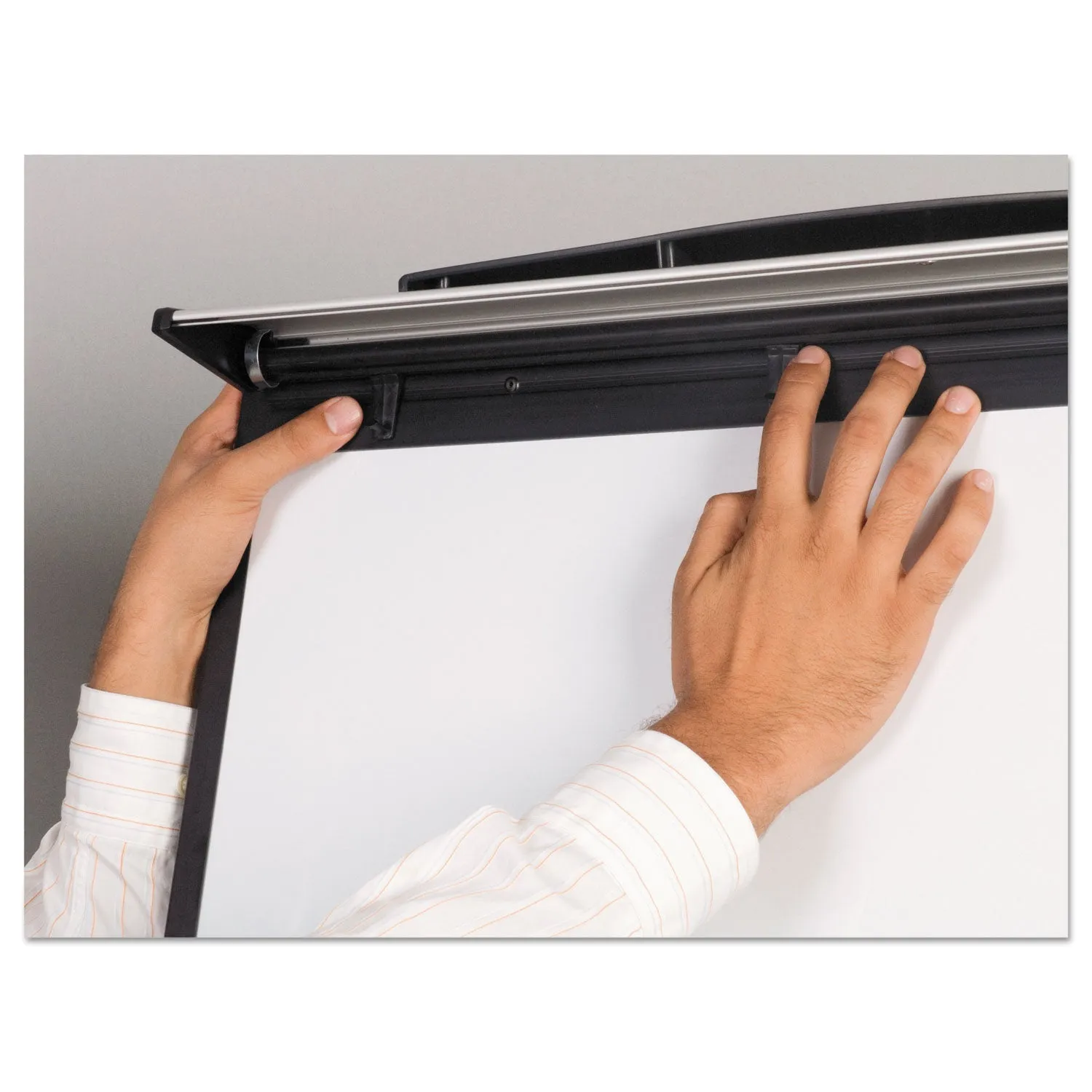 MasterVision® Tripod Extension Bar Magnetic Gold Ultra Dry Erase Easel, 29" x 41", White Surface, Black/Satin Aluminum Frame