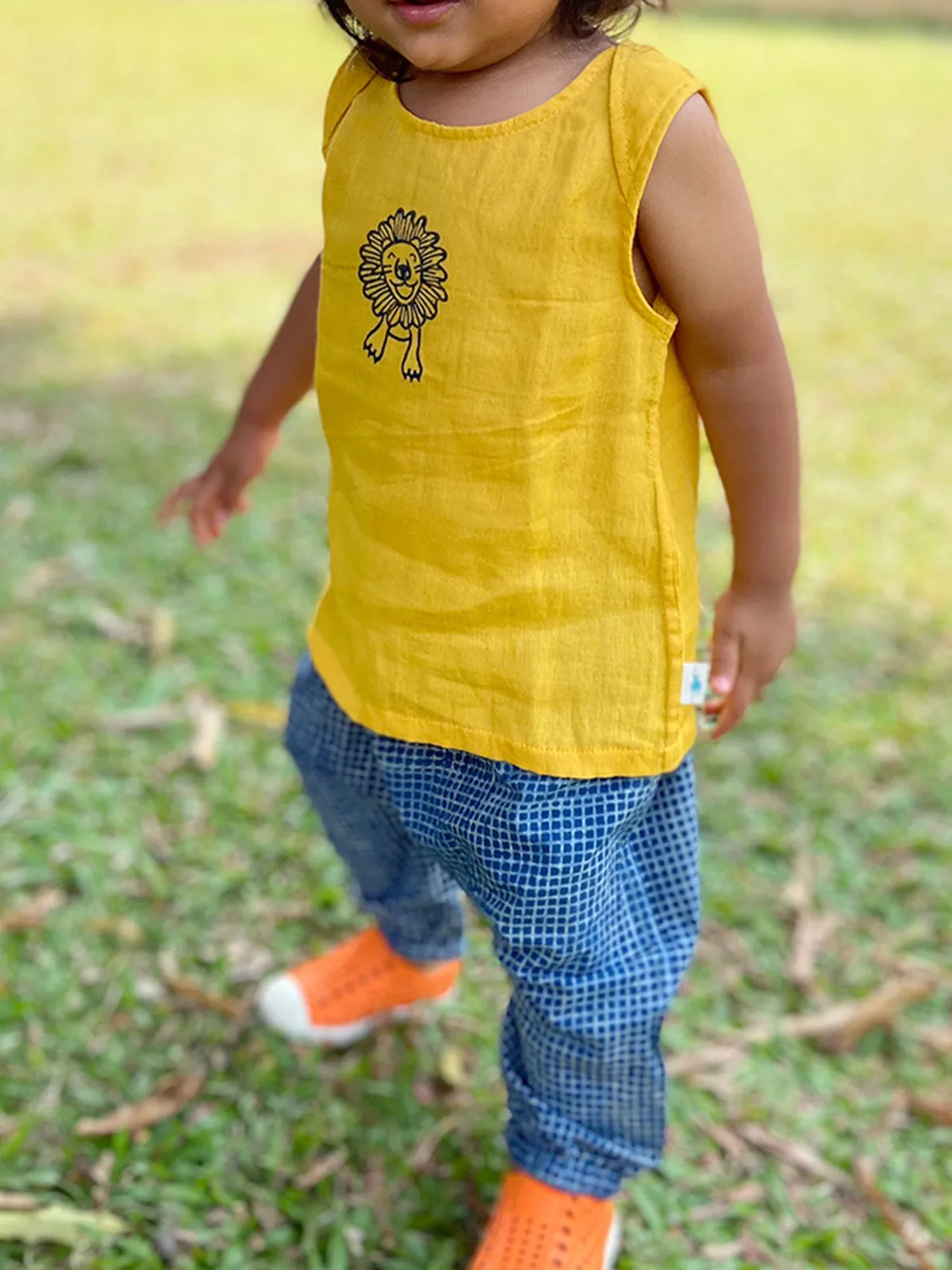 Organic Zoo Jhabala Angarakha With Pant Indigo