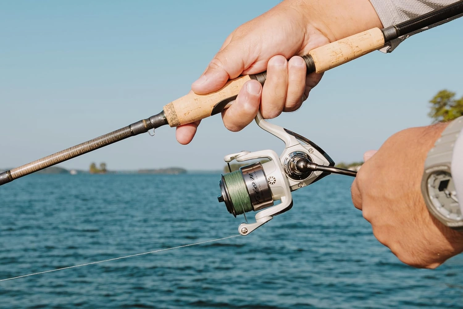 Pflueger Trion Spinning Rod and Reel Combo, 2-Piece Graphite Rod, Size Front Drag Reel, Right/Left Handle Position, Lightweight and Corrosion-Resistant, Aluminum Spool, Front Drag System