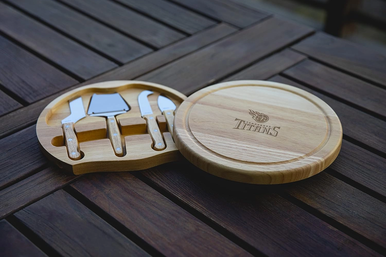 PICNIC TIME NFL Circo Cheese Board and Knife Set - Charcuterie Board Set - Wood Cutting Board