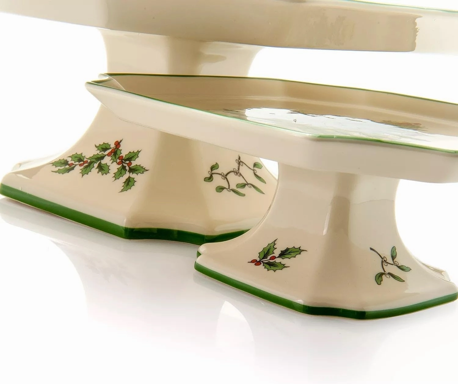 Spode Christmas Tree Footed Square Cake Plate - 10-Inch Holiday Cake Stand for Desserts, Cupcakes, and Treat Display - Made of Fine Porcelain with Iconic Christmas Tree Design, Dishwasher Safe