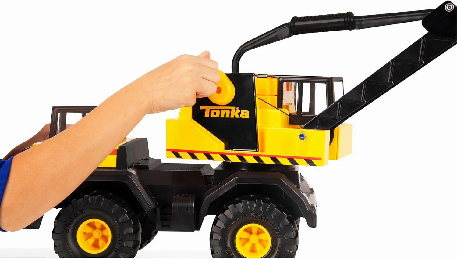 Tonka Steel Classics Mighty Crane - Made with Steel & Sturdy Plastic, Yellow Toy Construction Truck, Boys and Girls, Kids, Toddlers, Ages 3 