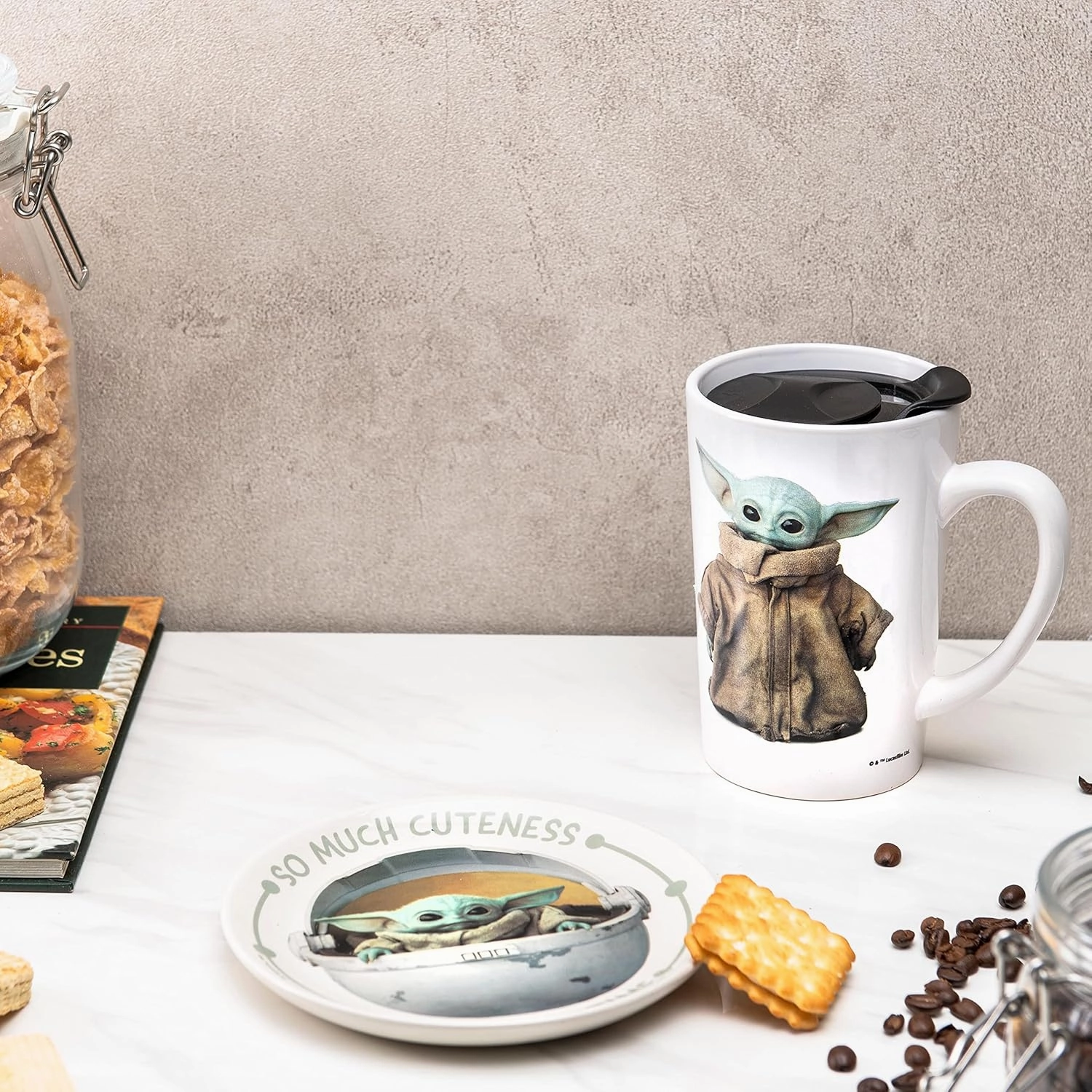Zak Designs Star Wars The Mandalorian Ceramic Latte Mug and Plate Set for Coffee, Tea, Breakfast or Dessert with Travel Mug Lid (2-Piece, Non BPA, Baby Yoda aka The Child),17 fluid ounces